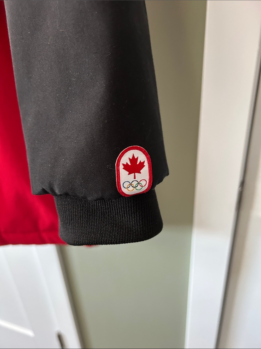 Official Team Canada PyeongChang 2018 Olympic Parka Sz Medium - Picture 8 of 16